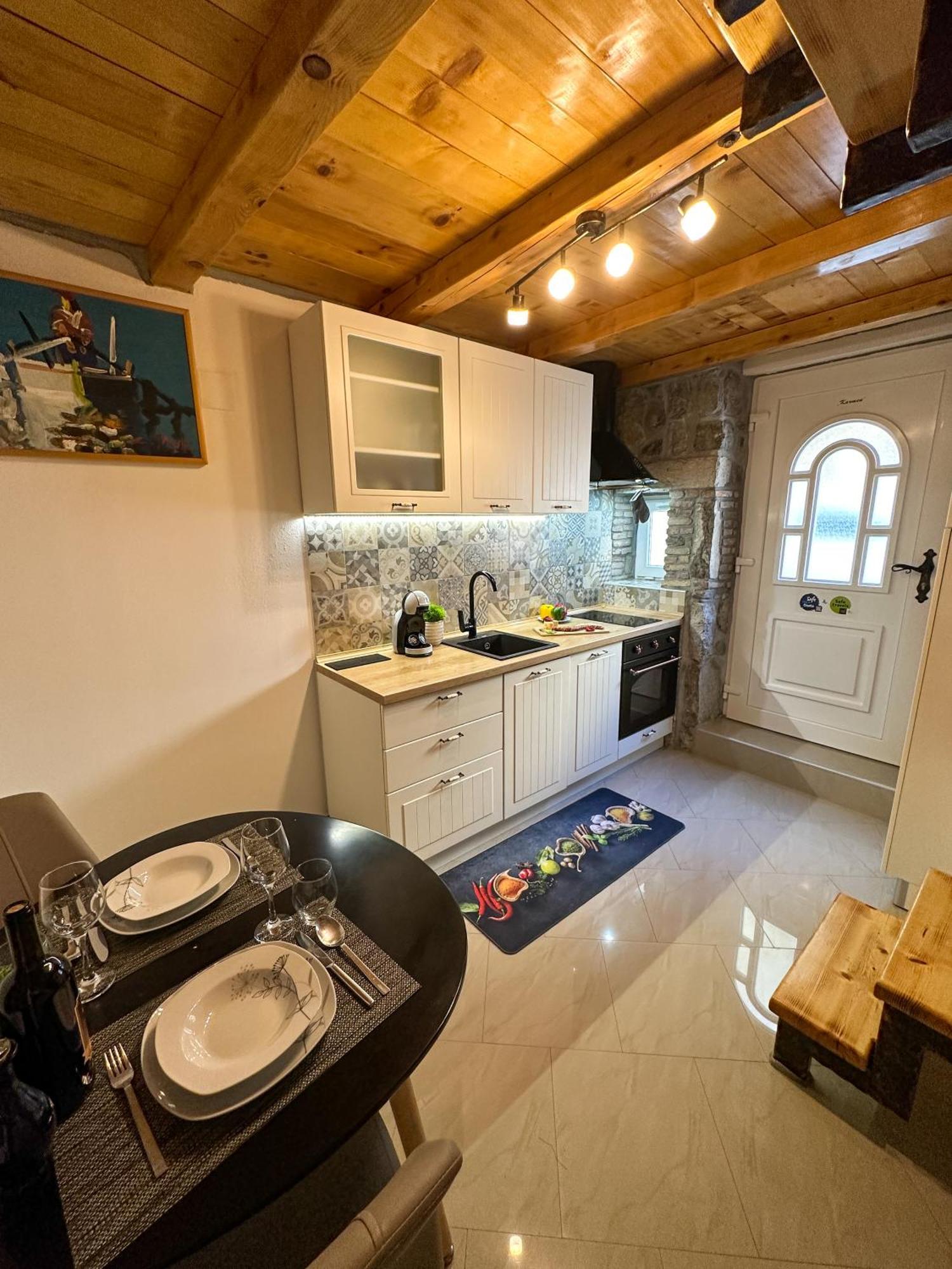 Villa Volos Apartment Karmen With Roof Terrace, Sea View, Free Private Parking 오파티아 외부 사진